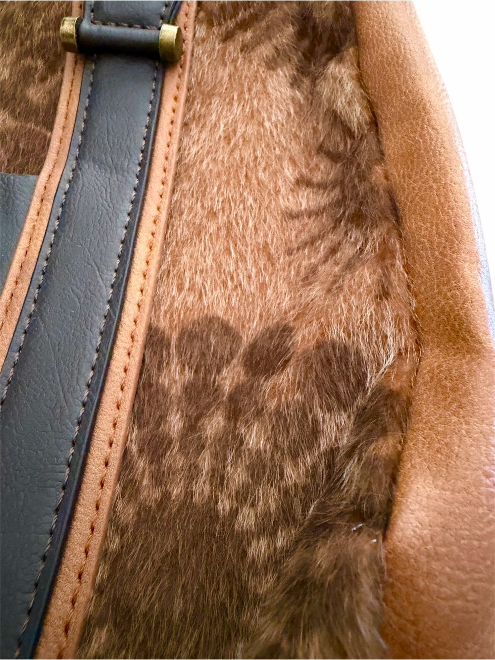 Very rare Desigual Brown & Tan Leather Haircalf Crossbody Satchel - Picture 3 of 8